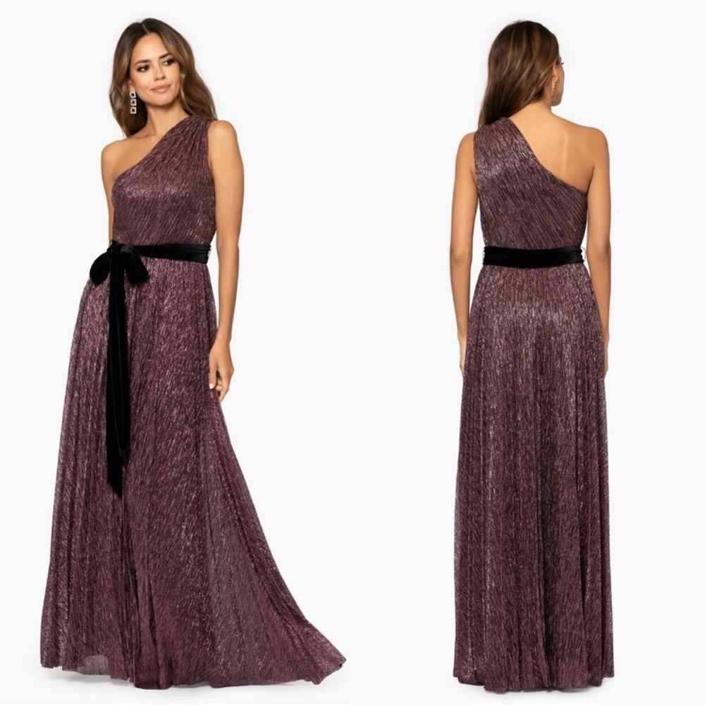 Betsy Adam Abrielle One Shoulder Shimmery Evening Dress